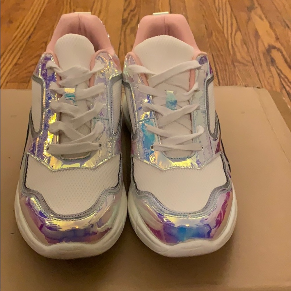 Material Girl Mossiana2 Sneakers